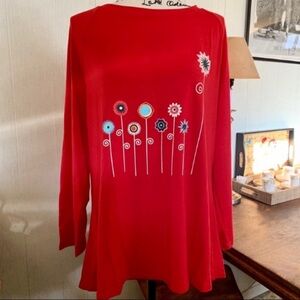 Women's Flower Garden Long Sleeve Tee In Red